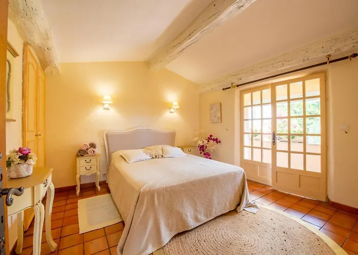 Paradis Provencal 4*