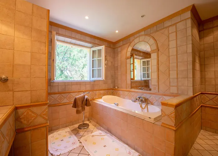 Paradis Provencal Bed & Breakfast